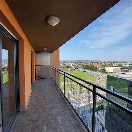 Med Man Apartmani Slavonski Brod Esterno foto