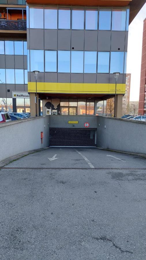 Med Man Apartmani Slavonski Brod Esterno foto